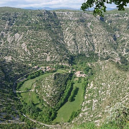 Gîte en Cévennes du sud, bergerie restaurée, 2 à 4 personnes, piscine, vue exceptionnelle, authenticité et confort Saint-Laurent-le-Minier Esterno foto