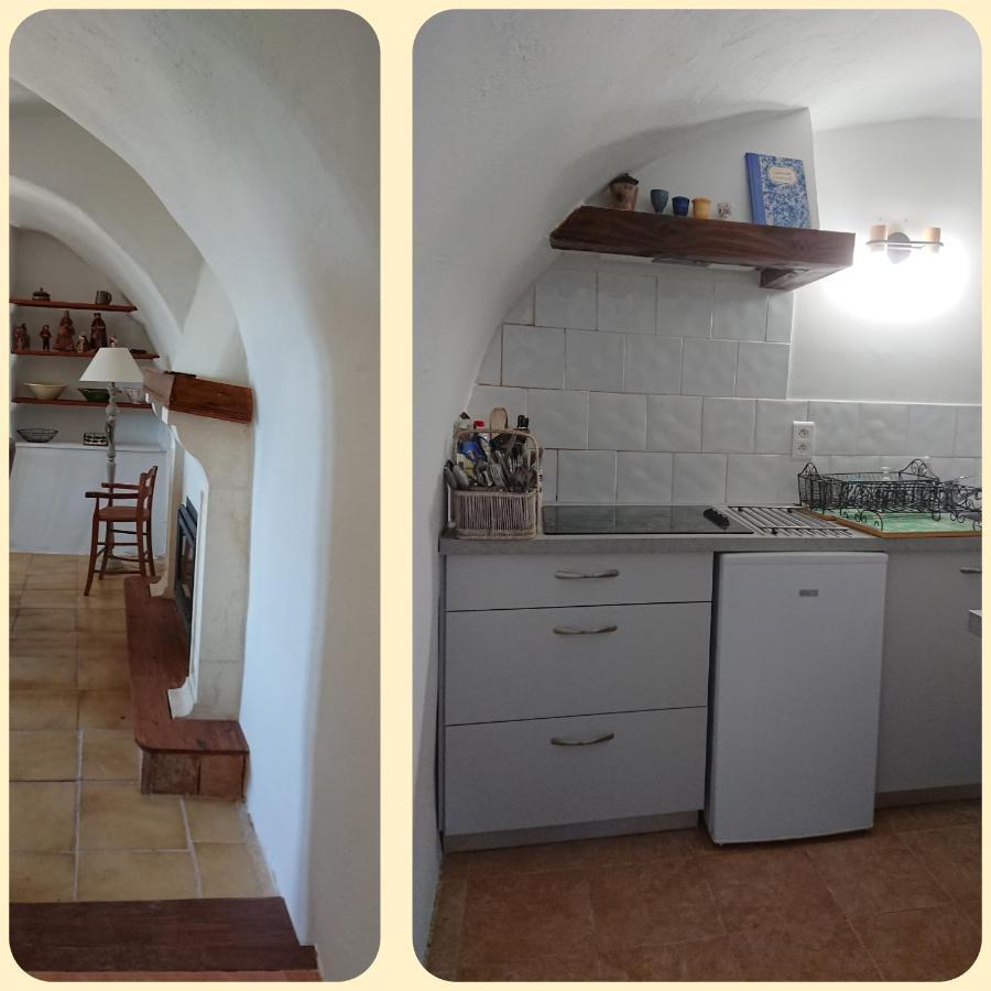 Gîte en Cévennes du sud, bergerie restaurée, 2 à 4 personnes, piscine, vue exceptionnelle, authenticité et confort Saint-Laurent-le-Minier Esterno foto