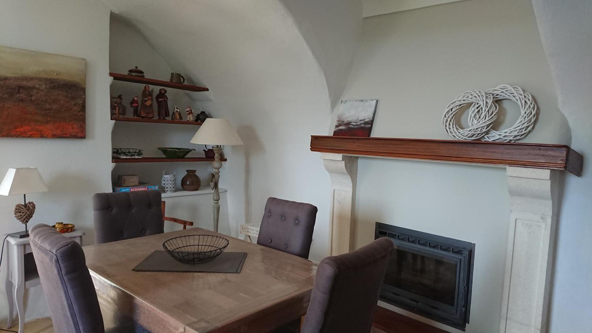 Gîte en Cévennes du sud, bergerie restaurée, 2 à 4 personnes, piscine, vue exceptionnelle, authenticité et confort Saint-Laurent-le-Minier Esterno foto